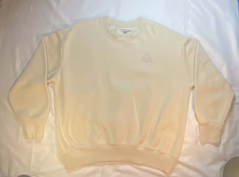 Reebok Cream Crew Neck Sweatshirt Size 125